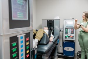 Customer experiencing non-medication therapy for headaches